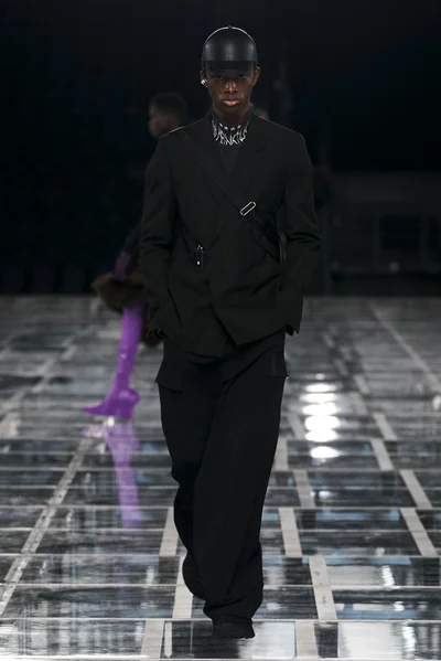 Look 47